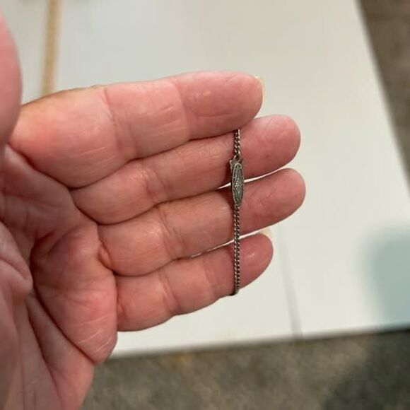 Vintage silver necklace and earring set - Picture 8 of 10